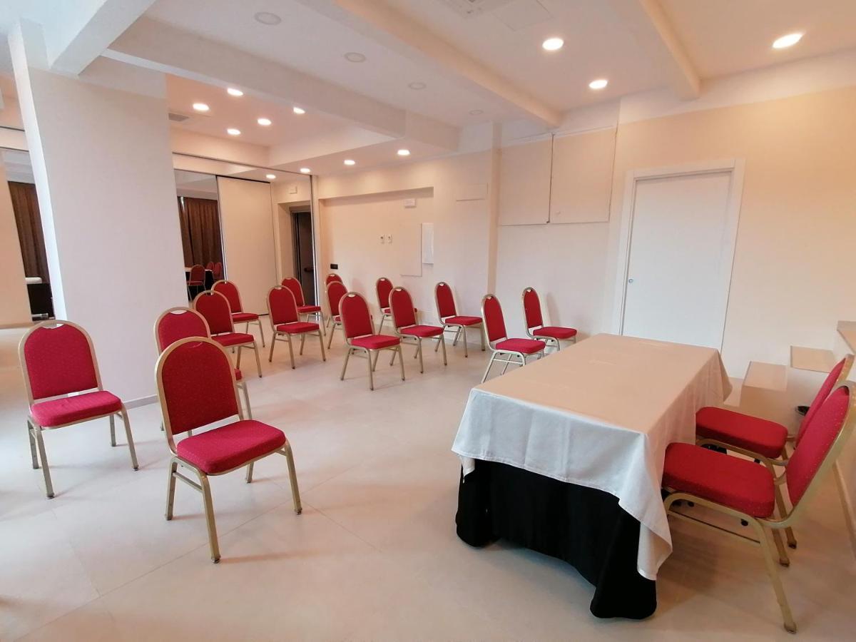 ארנצאנו Poggio Hotel מראה חיצוני תמונה